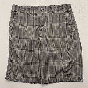 Buckle BKE Hybrid 36 x 12" Gray Plaid Flap Pocket Casual Shorts